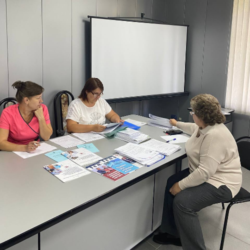 Профсоюз продолжает оказывать практическую помощь первичным профсоюзным организациям