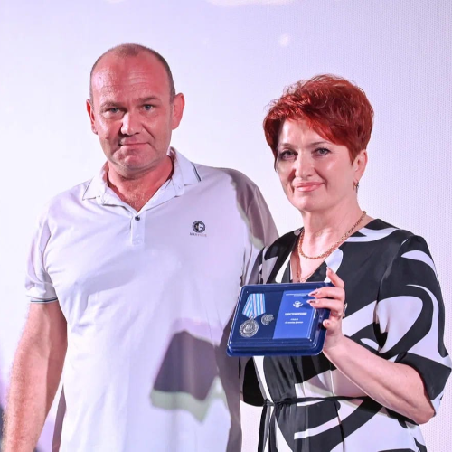 Дорога домой длиной в сердце: заведующий гаражом Изобильненской  районной  больницы стал мостом между  зоной соприкосновения  и тылом